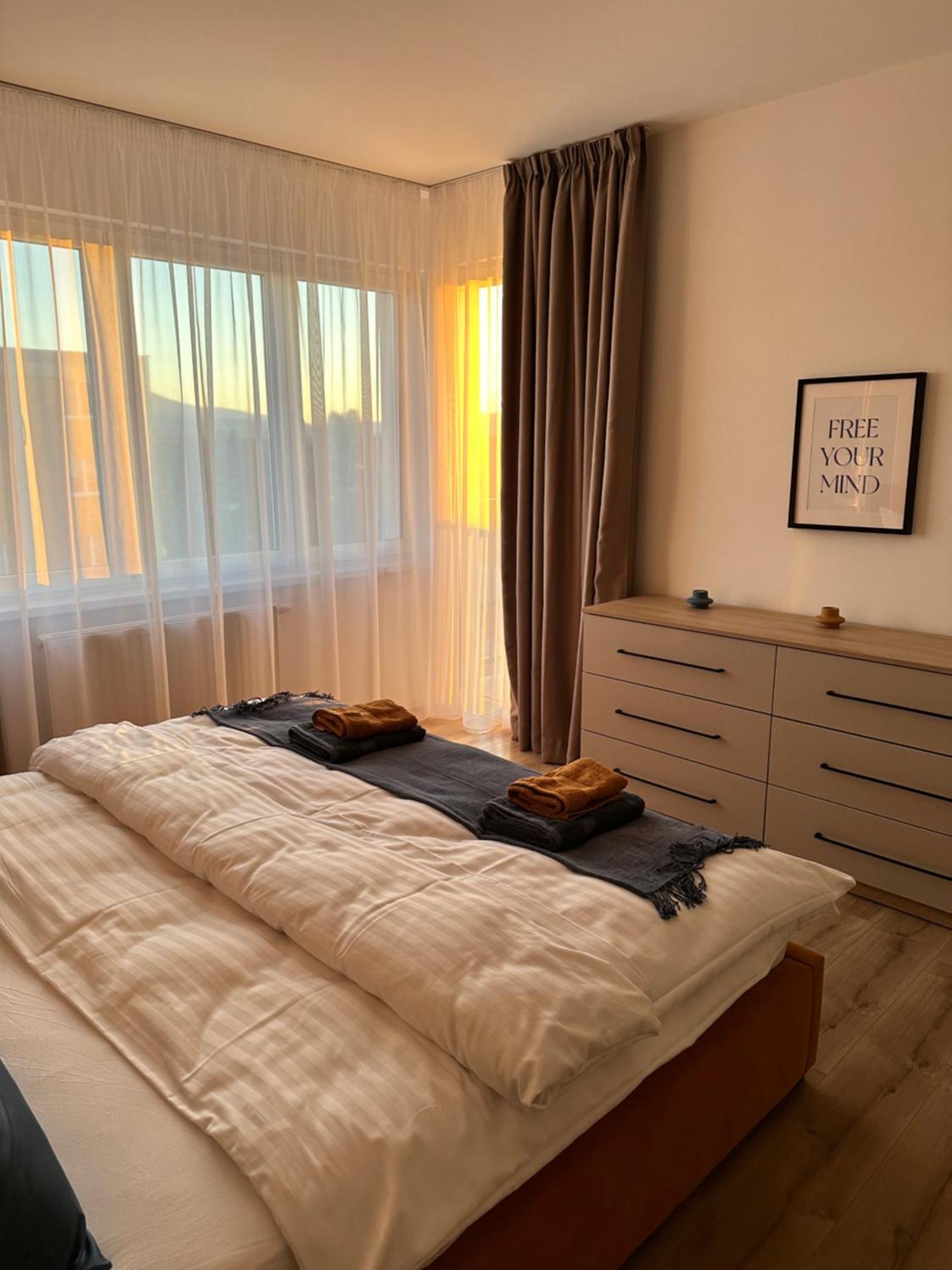 Trenčín Trendy Apartment מראה חיצוני תמונה