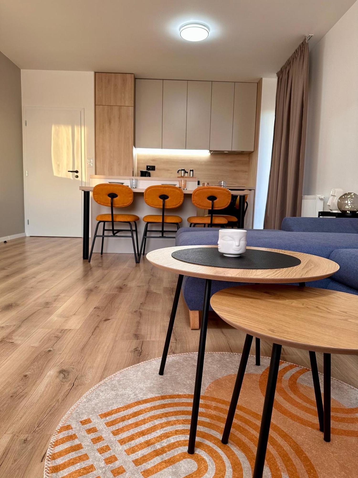 Trenčín Trendy Apartment מראה חיצוני תמונה