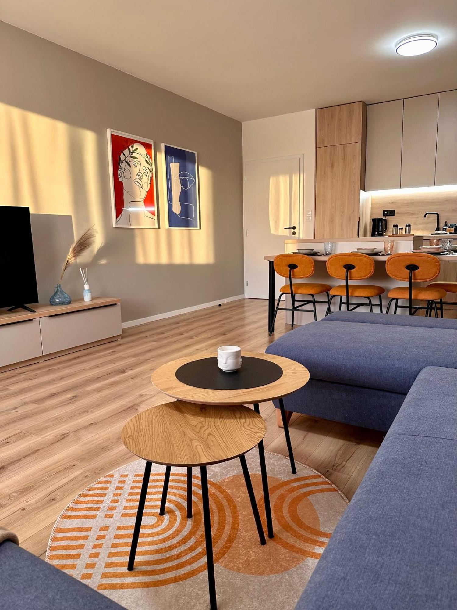 Trenčín Trendy Apartment מראה חיצוני תמונה