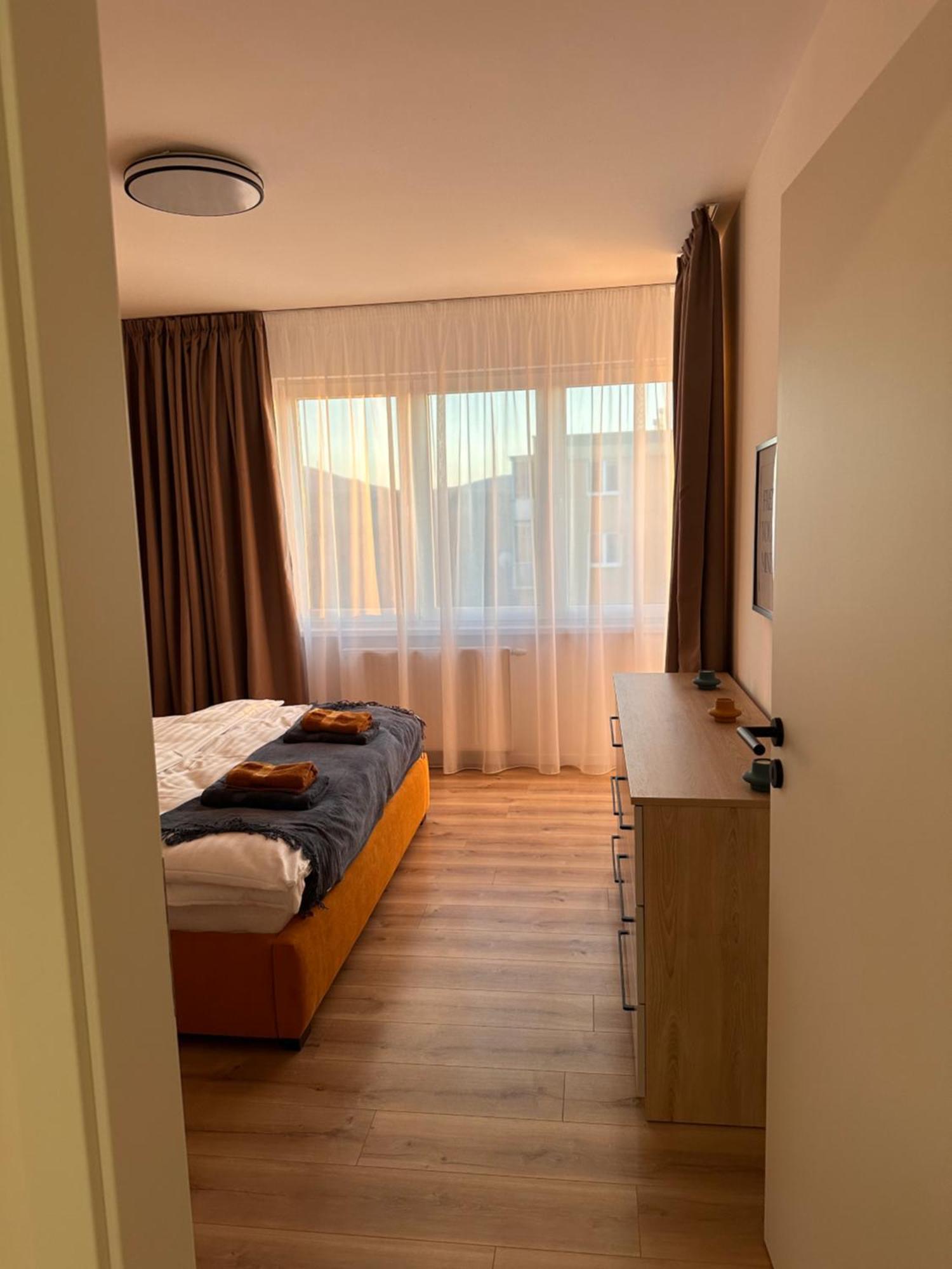 Trenčín Trendy Apartment מראה חיצוני תמונה